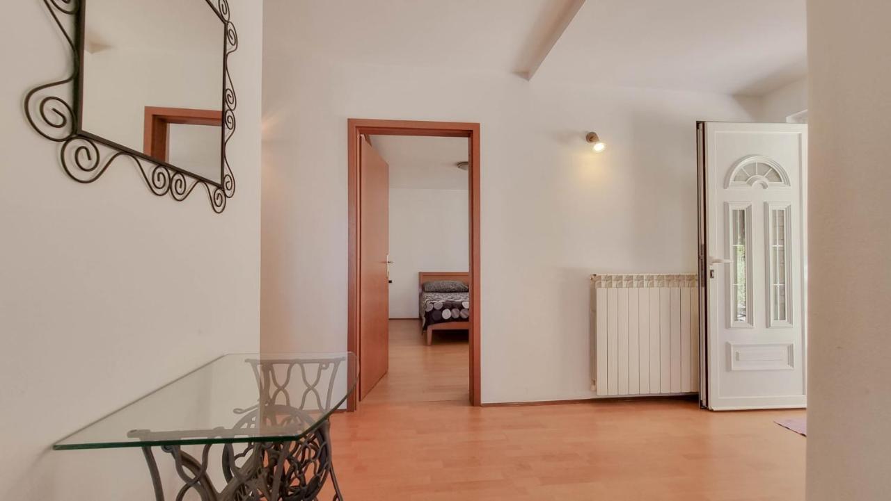 Ena Lägenhet Novigrad Istria Exteriör bild