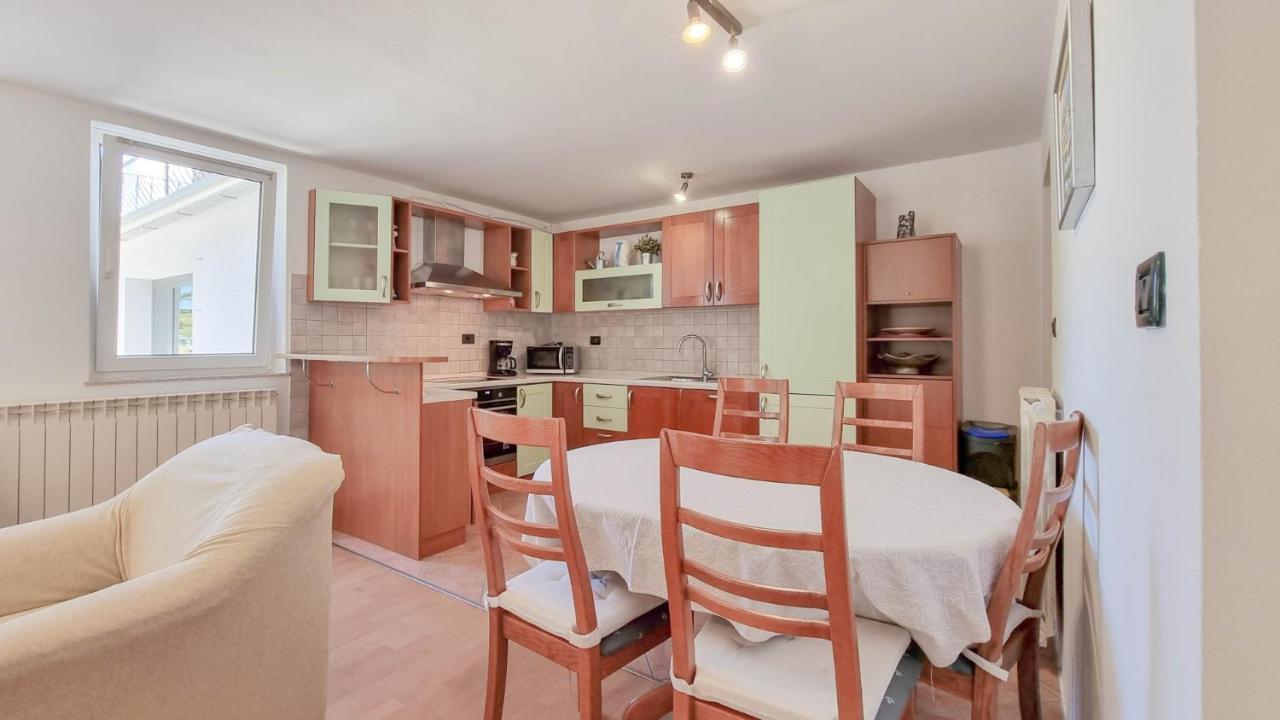 Ena Lägenhet Novigrad Istria Exteriör bild