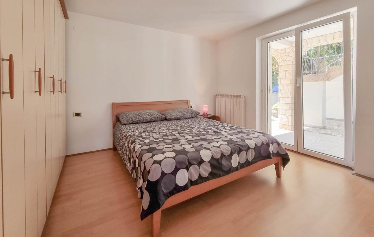 Ena Lägenhet Novigrad Istria Exteriör bild