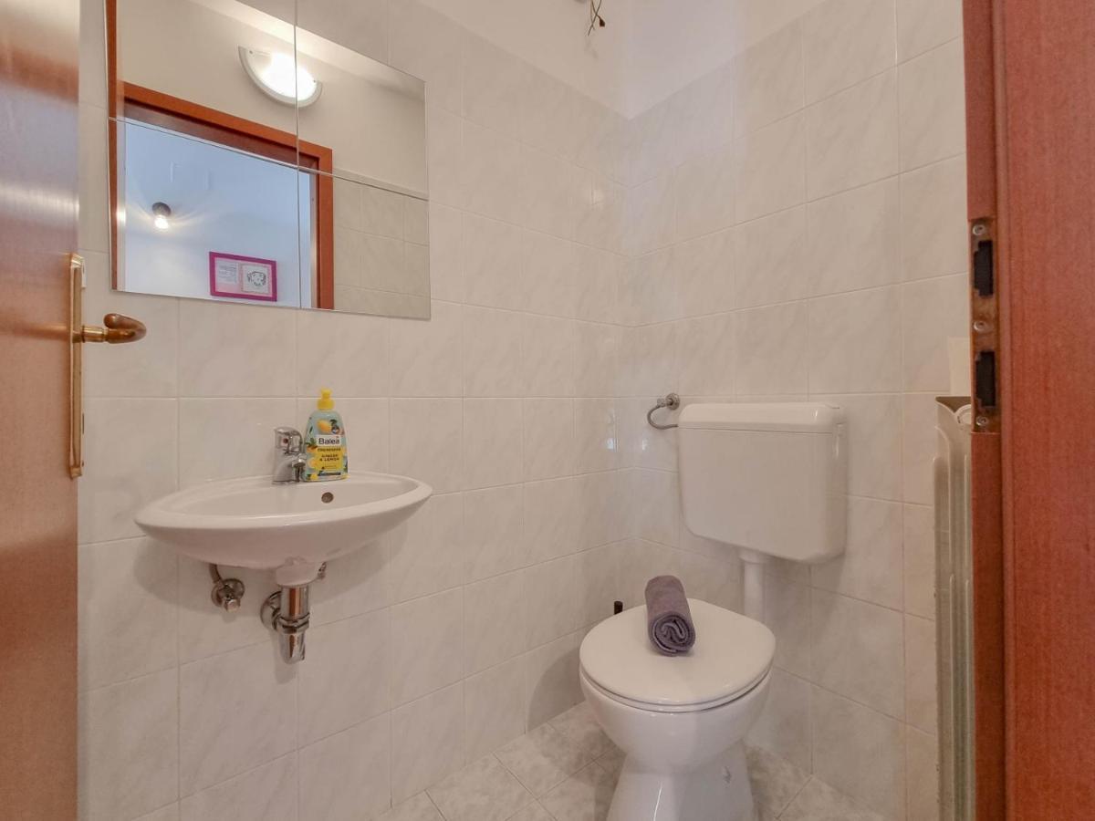 Ena Lägenhet Novigrad Istria Exteriör bild