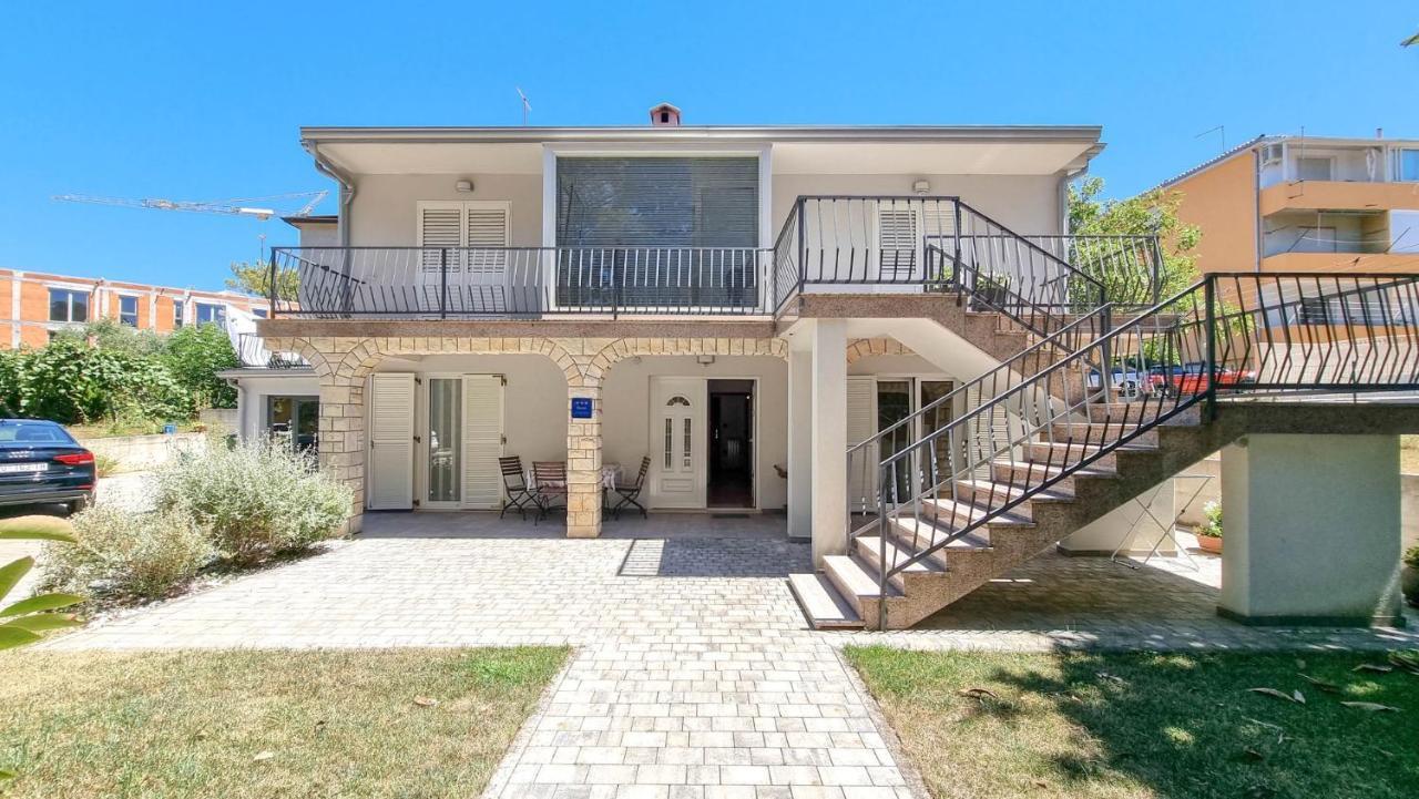 Ena Lägenhet Novigrad Istria Exteriör bild